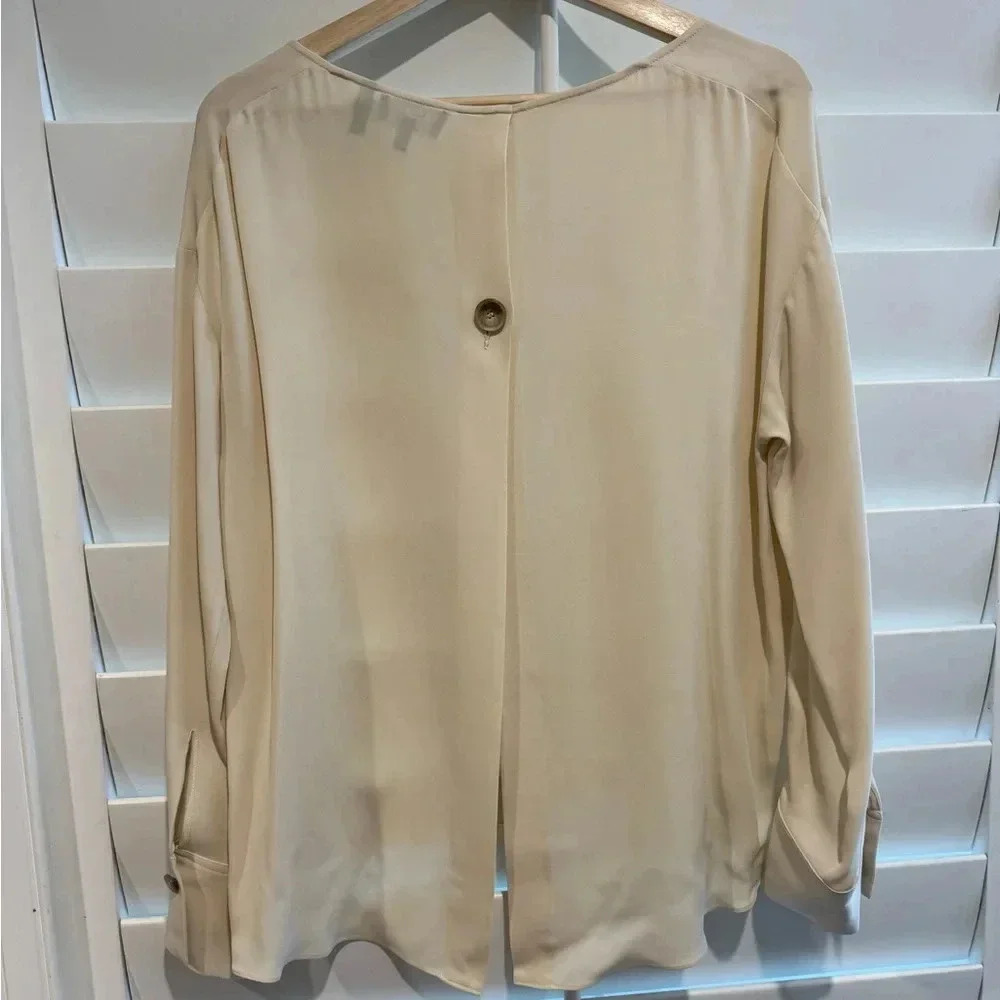 THEORY EUC Jarthstin Classic Georgette Long Sleeve Silk Blouse Top S - Picture 6 of 8
